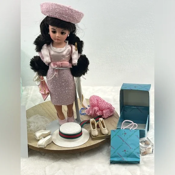 Jackie Kennedy Classics Shadow Madame Alexander Doll W/Box